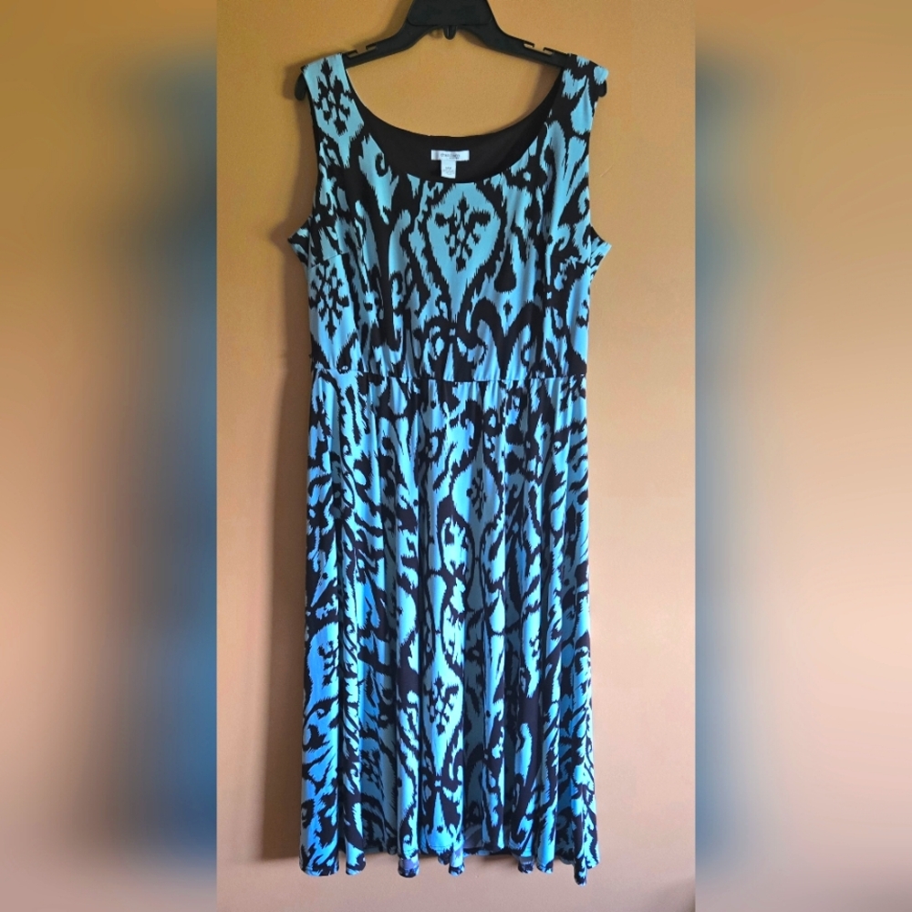 Dressbarn Abstract Pattern Dress, 14W (PTP=21.5")